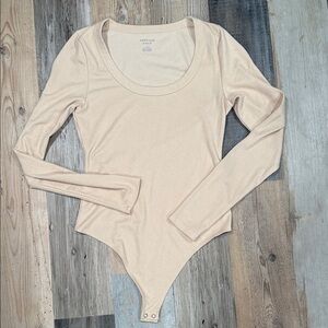 American Eagle Outfitters Cream Long Sleeve Bodysuit